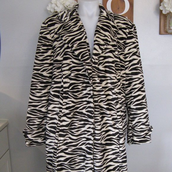 Gallery Jackets & Blazers - Gallery Woman Zebra Faux Fur Button Front Coat